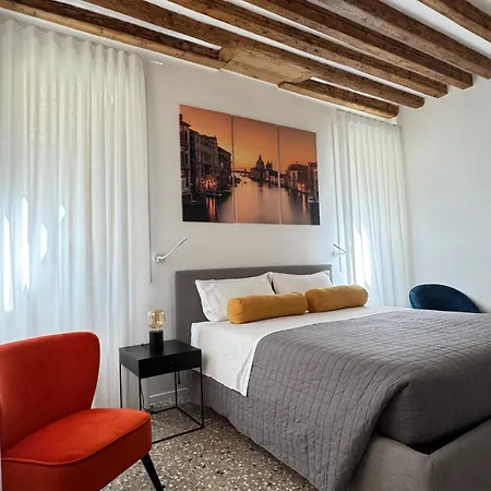 Ca'lavinia -2 Double With Private Bathrooms
